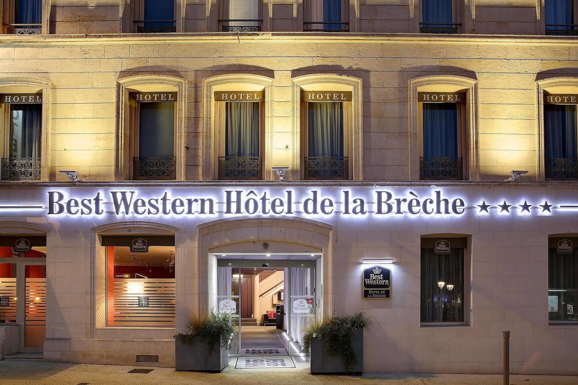 Best Western Hotel De La Breche Ньор Экстерьер фото